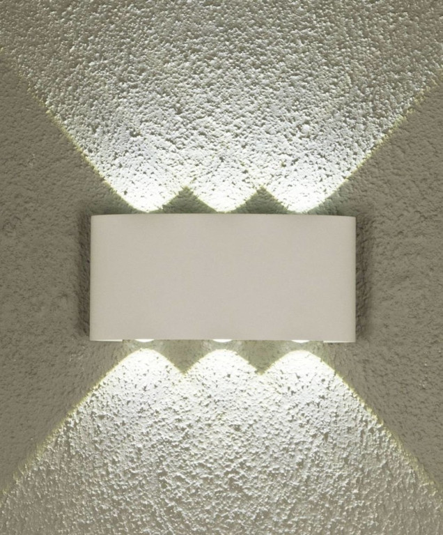 Aneta Lighting LED-ulkoseinävalaisin Triad IP54 ylös-alasvalo valkoinen